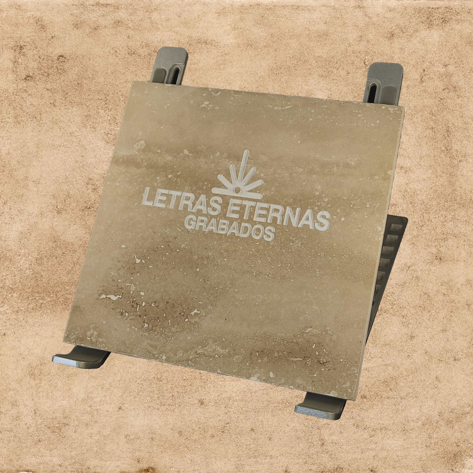 piedra-ocre-letras-claras